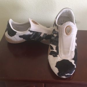 Adidas shoes; fur print